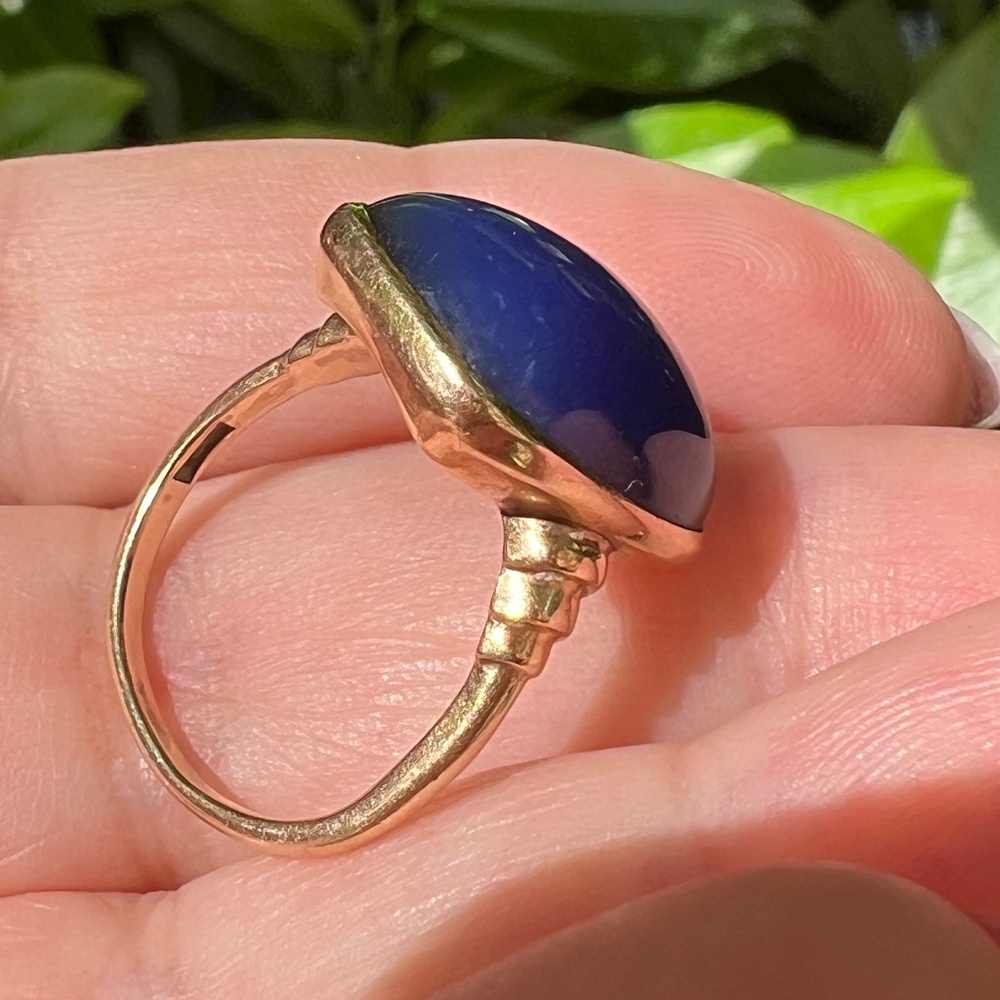 VINTAGE 14K YELLOW GOLD BLUE PURPLE CHALCEDONY CABOCHON RING EUROPEAN HALLMARK - Picture 6 of 16